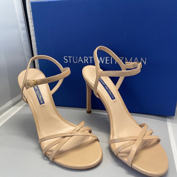 BNIB Staurt Weitzman Adodrn Star 105 Classic Pump size 6 Tan - Picture 4 of 12
